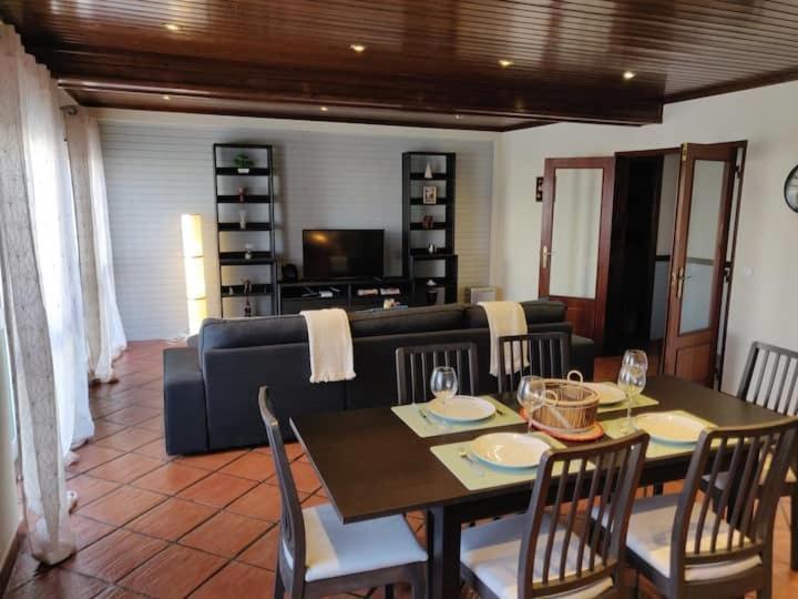 Guestready - Charming Accents Near The Beach Lejlighed Sesimbra Eksteriør billede