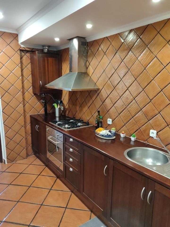 Guestready - Charming Accents Near The Beach Lejlighed Sesimbra Eksteriør billede