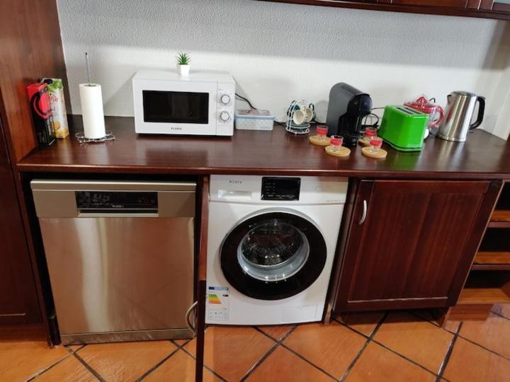 Guestready - Charming Accents Near The Beach Lejlighed Sesimbra Eksteriør billede